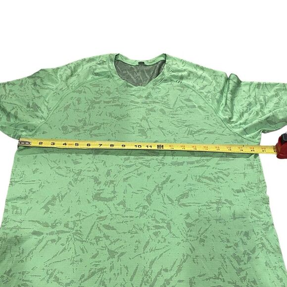 Lululemon Men’s L Metal Vent Tech Short Sleeve Tee Shirt Scream Green Camo Swirl - Picture 7 of 8
